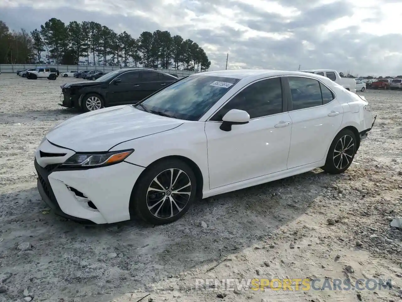 1 Photograph of a damaged car 4T1B11HK2KU246833 TOYOTA CAMRY 2019