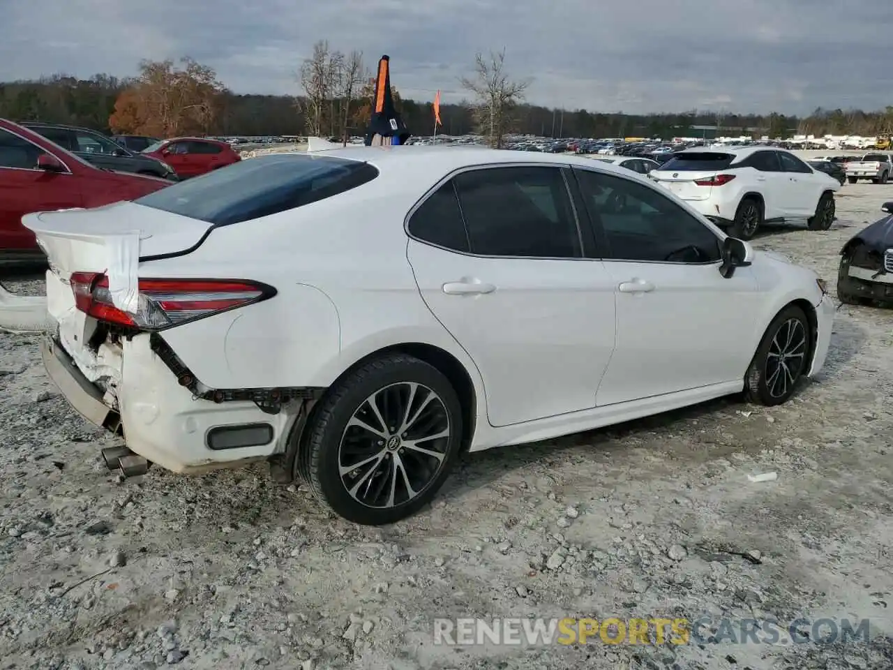 3 Photograph of a damaged car 4T1B11HK2KU246833 TOYOTA CAMRY 2019