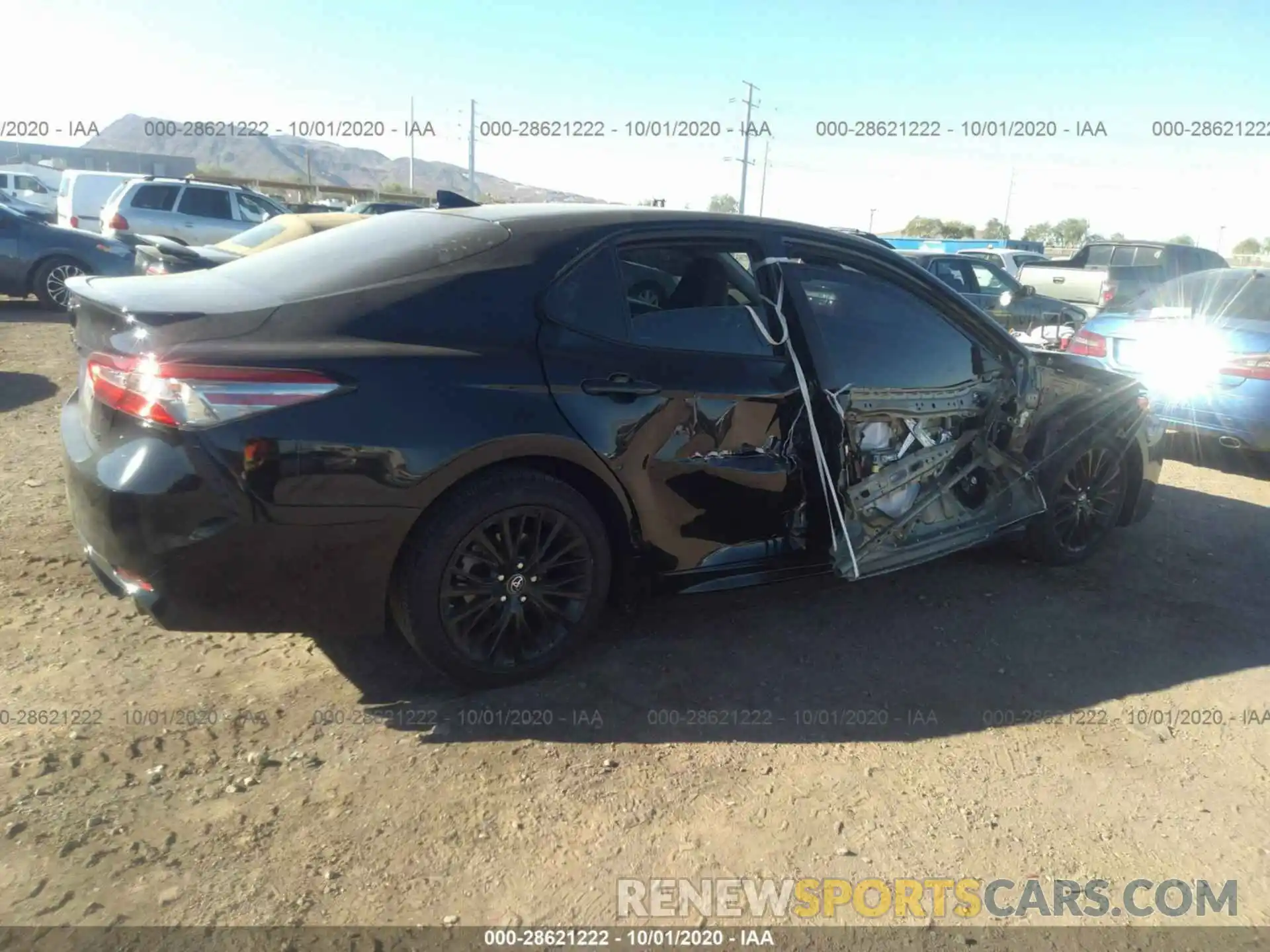 4 Photograph of a damaged car 4T1B11HK2KU247352 TOYOTA CAMRY 2019