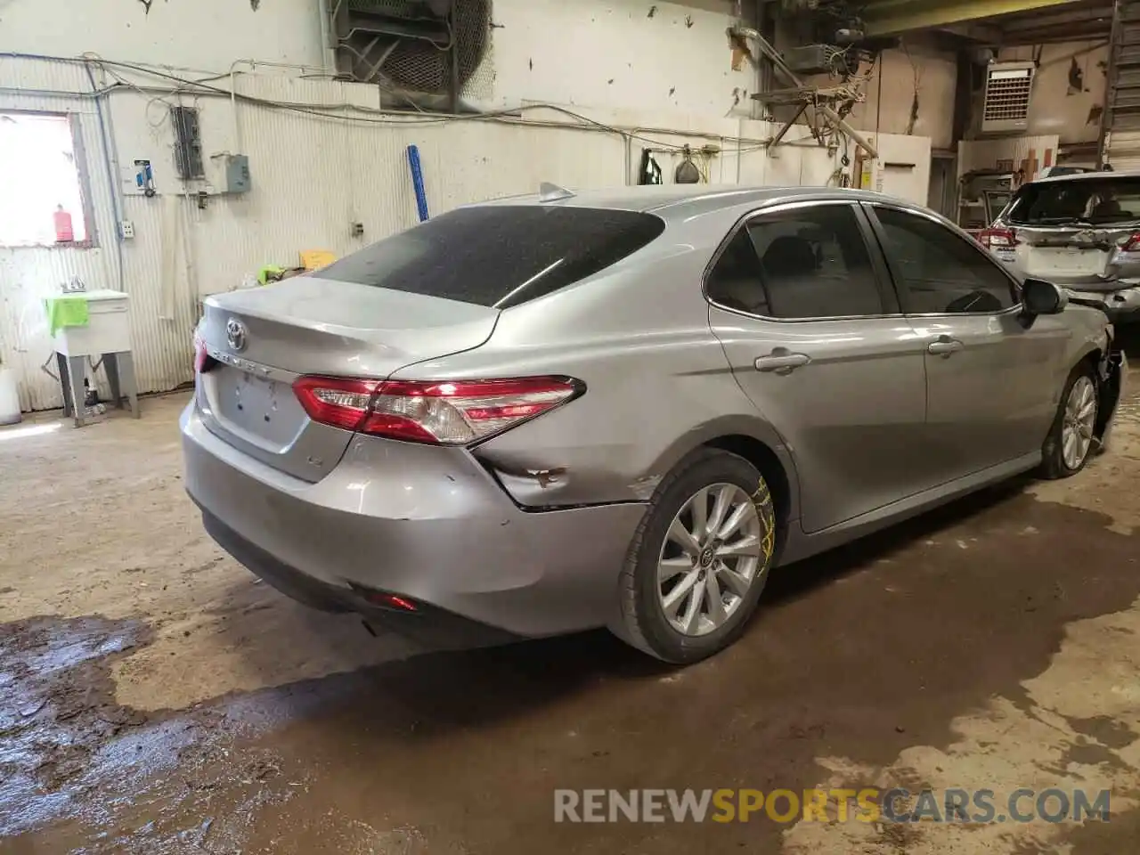 4 Photograph of a damaged car 4T1B11HK2KU247433 TOYOTA CAMRY 2019