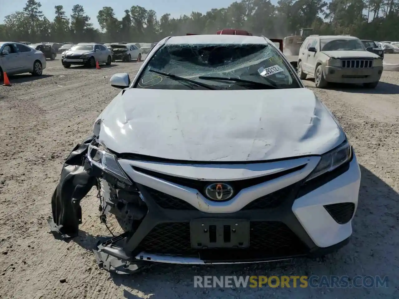 9 Photograph of a damaged car 4T1B11HK2KU250008 TOYOTA CAMRY 2019