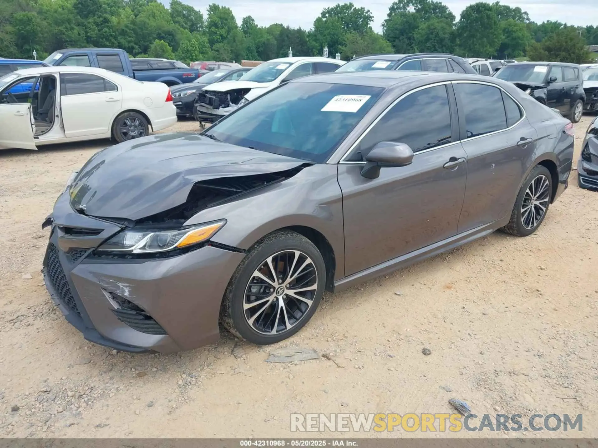 2 Photograph of a damaged car 4T1B11HK2KU250977 TOYOTA CAMRY 2019