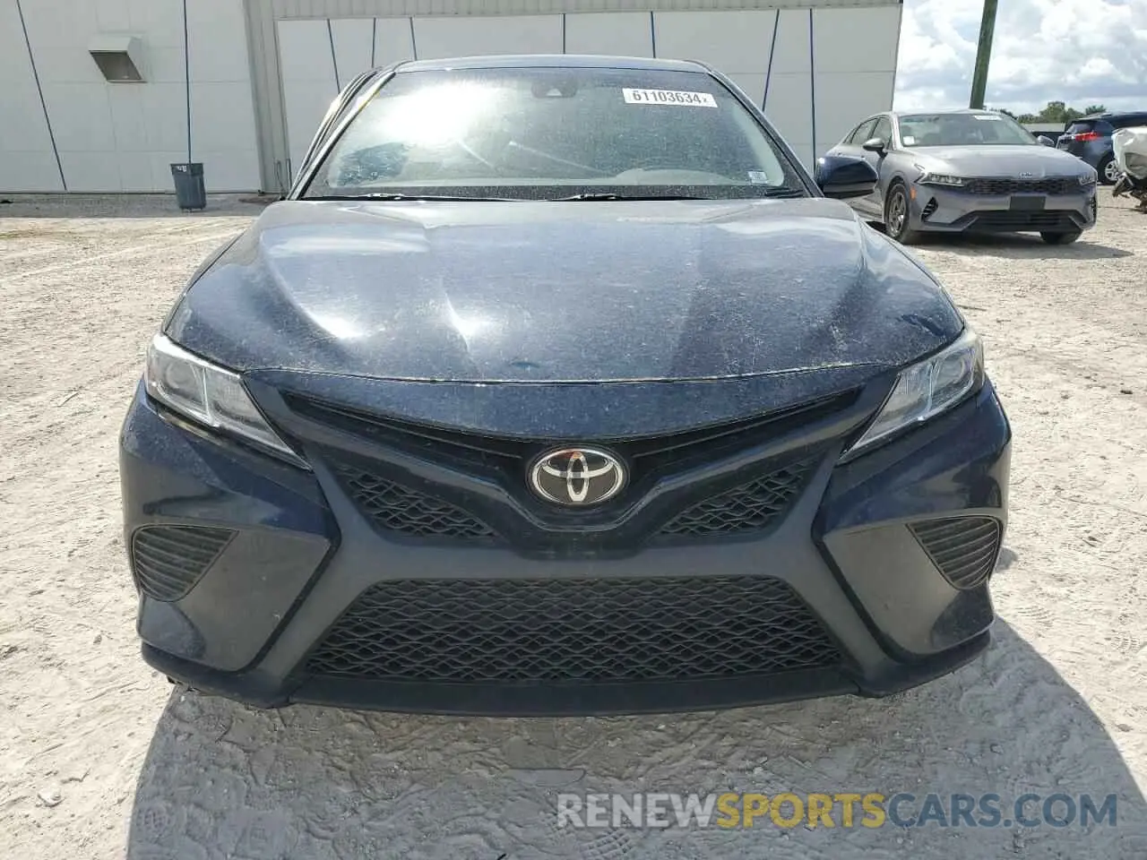5 Photograph of a damaged car 4T1B11HK2KU252406 TOYOTA CAMRY 2019