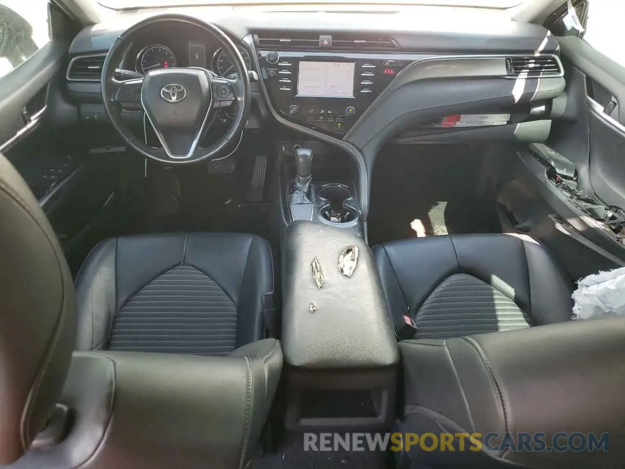 8 Photograph of a damaged car 4T1B11HK2KU252406 TOYOTA CAMRY 2019