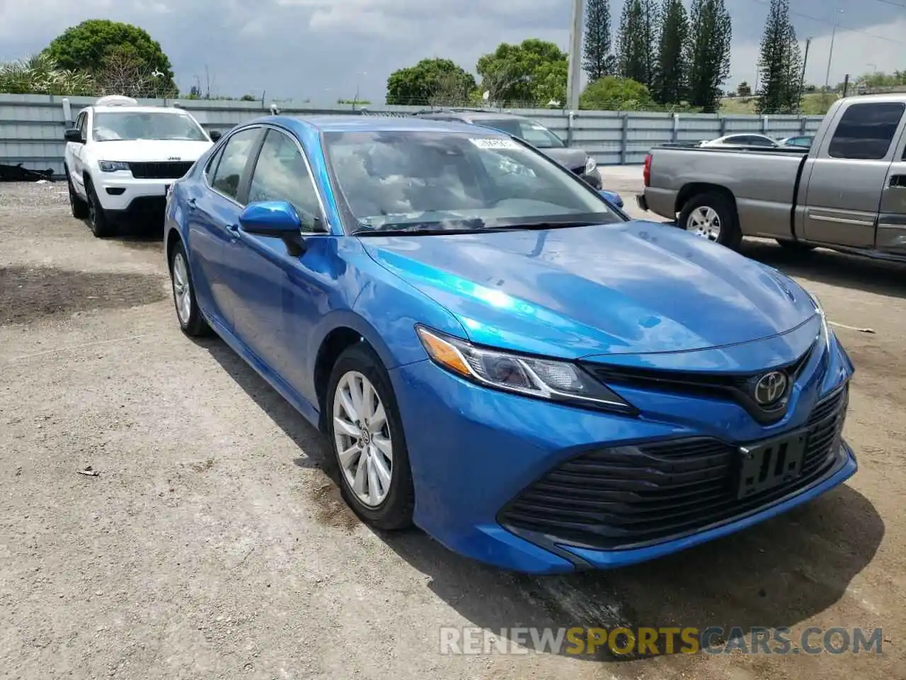 1 Photograph of a damaged car 4T1B11HK2KU254253 TOYOTA CAMRY 2019