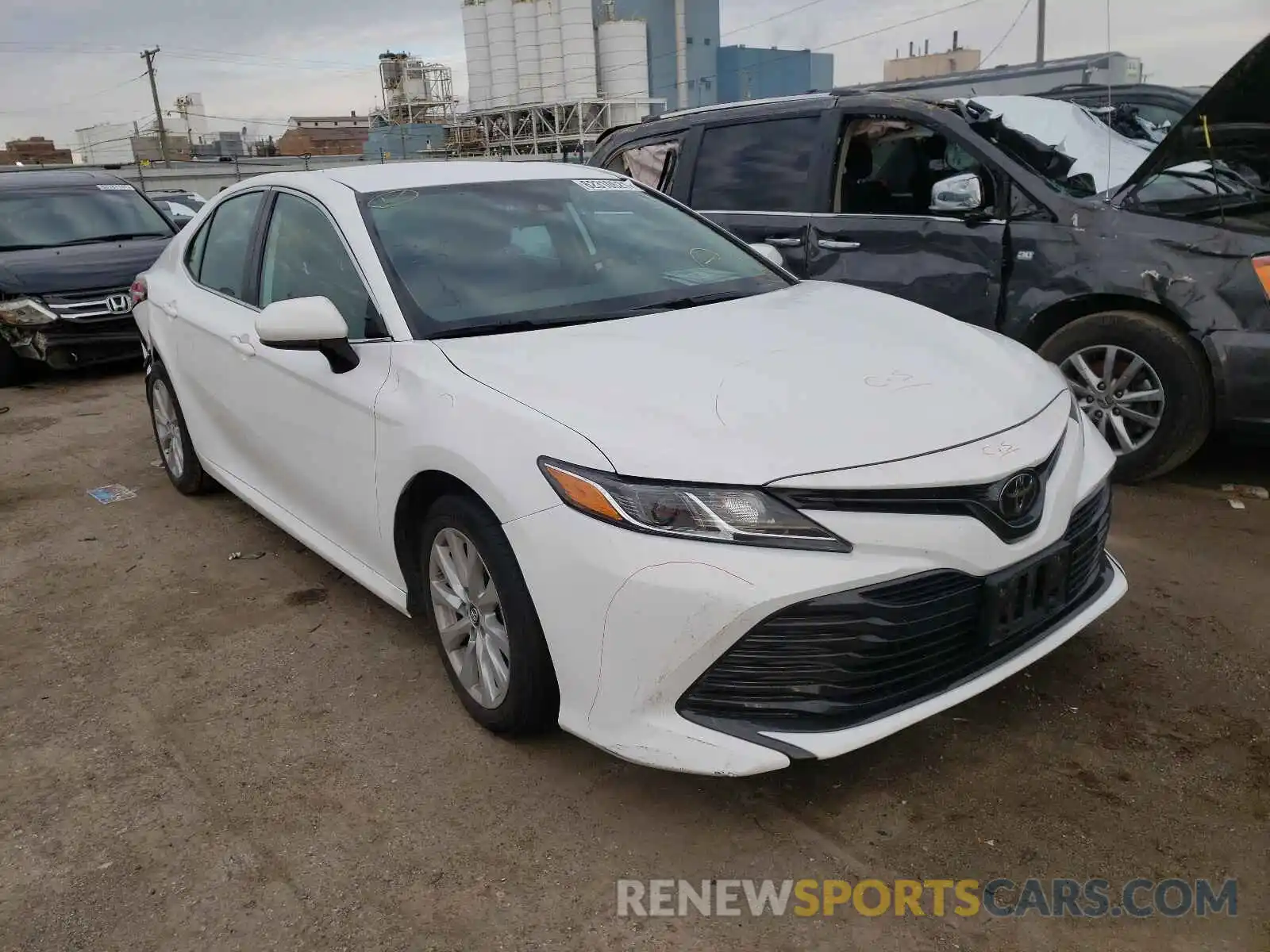 1 Photograph of a damaged car 4T1B11HK2KU257587 TOYOTA CAMRY 2019