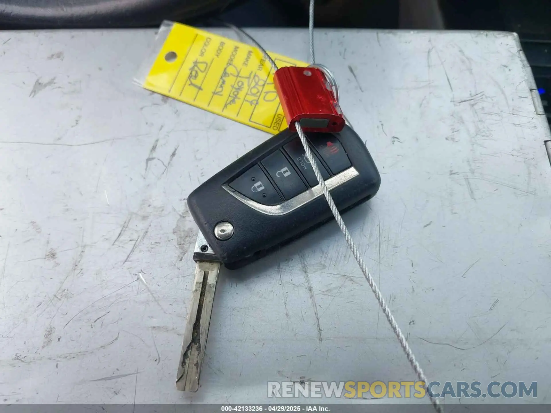 11 Photograph of a damaged car 4T1B11HK2KU258111 TOYOTA CAMRY 2019
