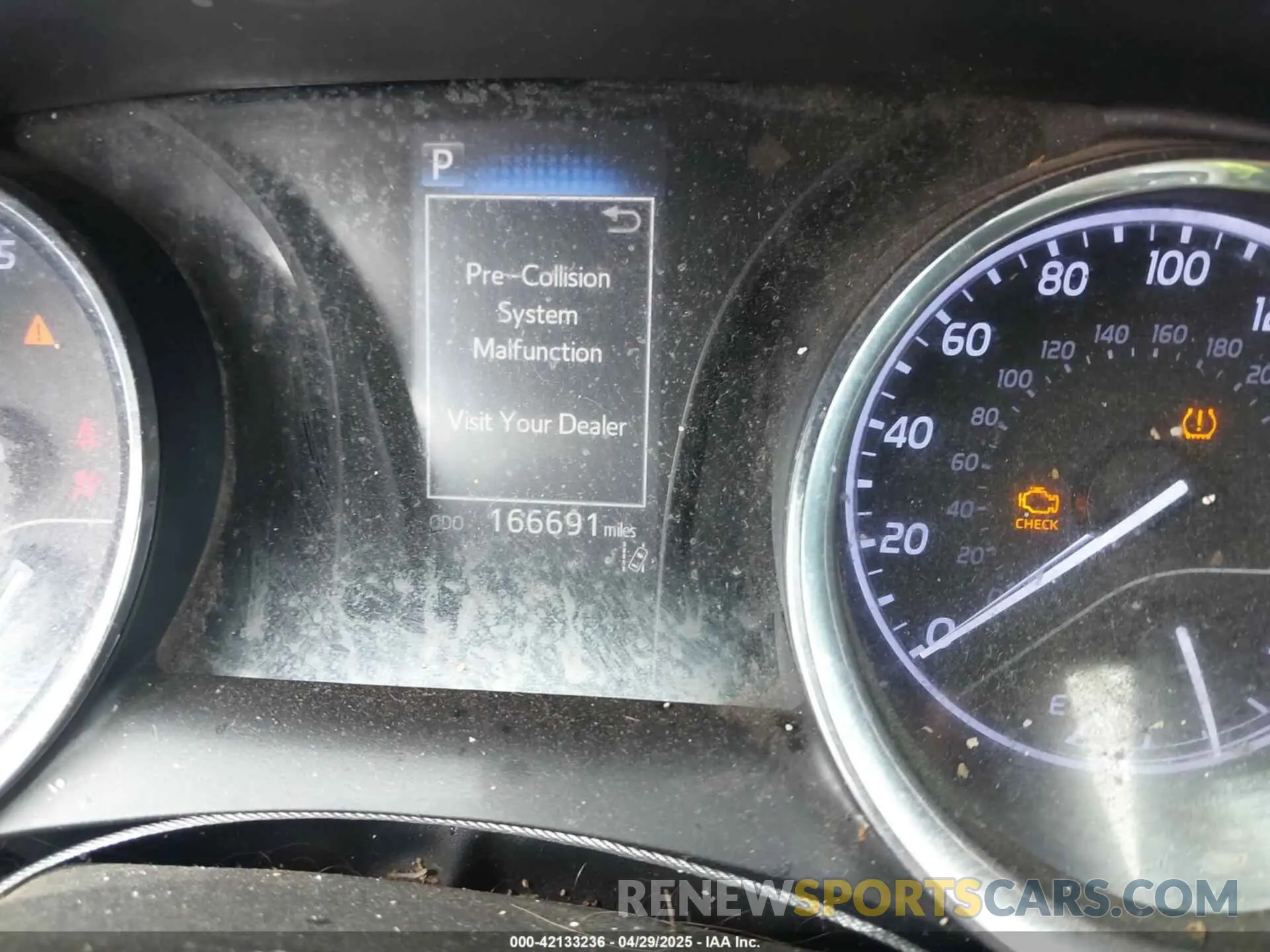 15 Photograph of a damaged car 4T1B11HK2KU258111 TOYOTA CAMRY 2019