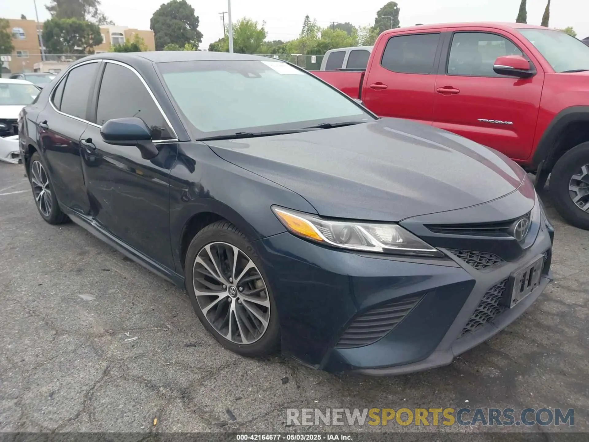1 Photograph of a damaged car 4T1B11HK2KU263082 TOYOTA CAMRY 2019