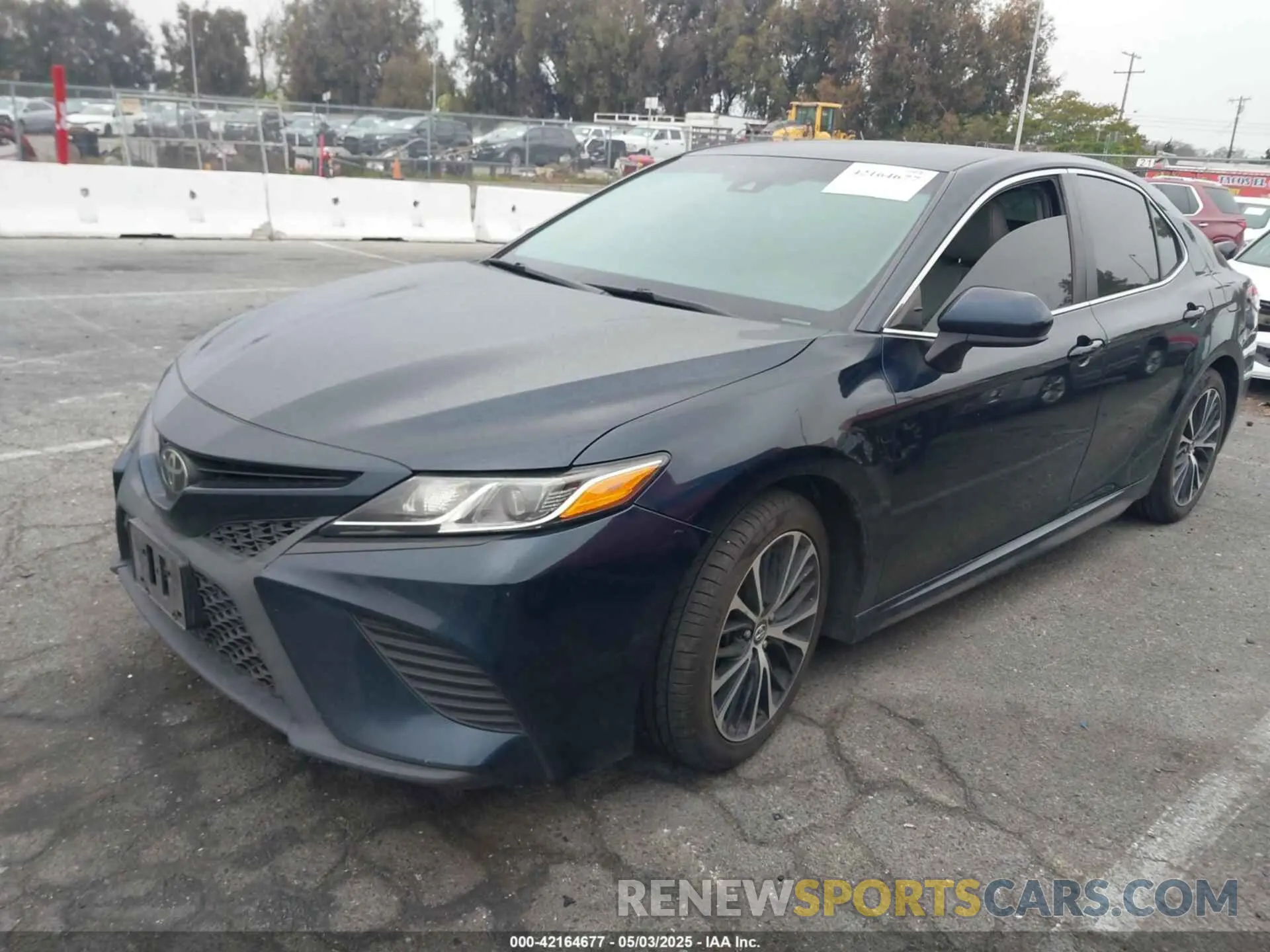 2 Photograph of a damaged car 4T1B11HK2KU263082 TOYOTA CAMRY 2019