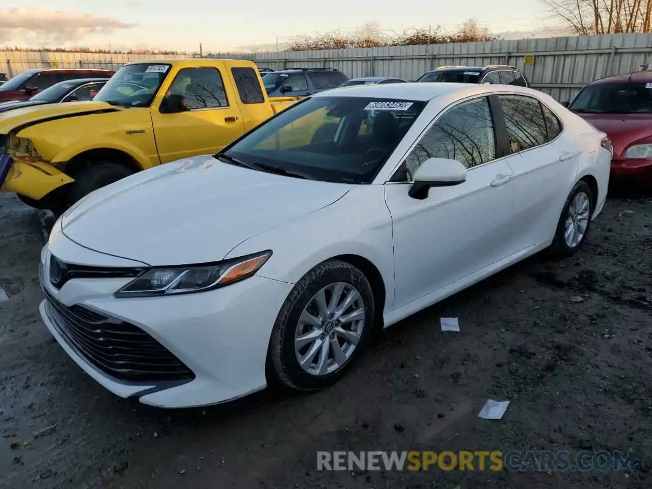 1 Photograph of a damaged car 4T1B11HK2KU263129 TOYOTA CAMRY 2019