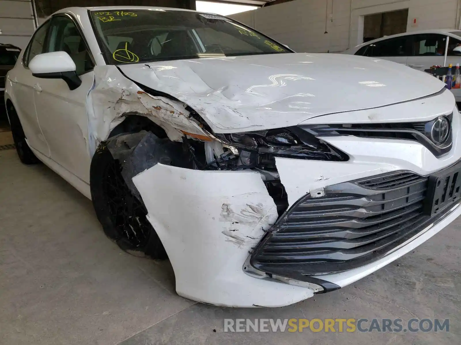 9 Photograph of a damaged car 4T1B11HK2KU263180 TOYOTA CAMRY 2019