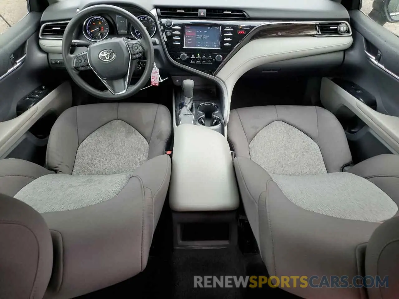 8 Photograph of a damaged car 4T1B11HK2KU264619 TOYOTA CAMRY 2019