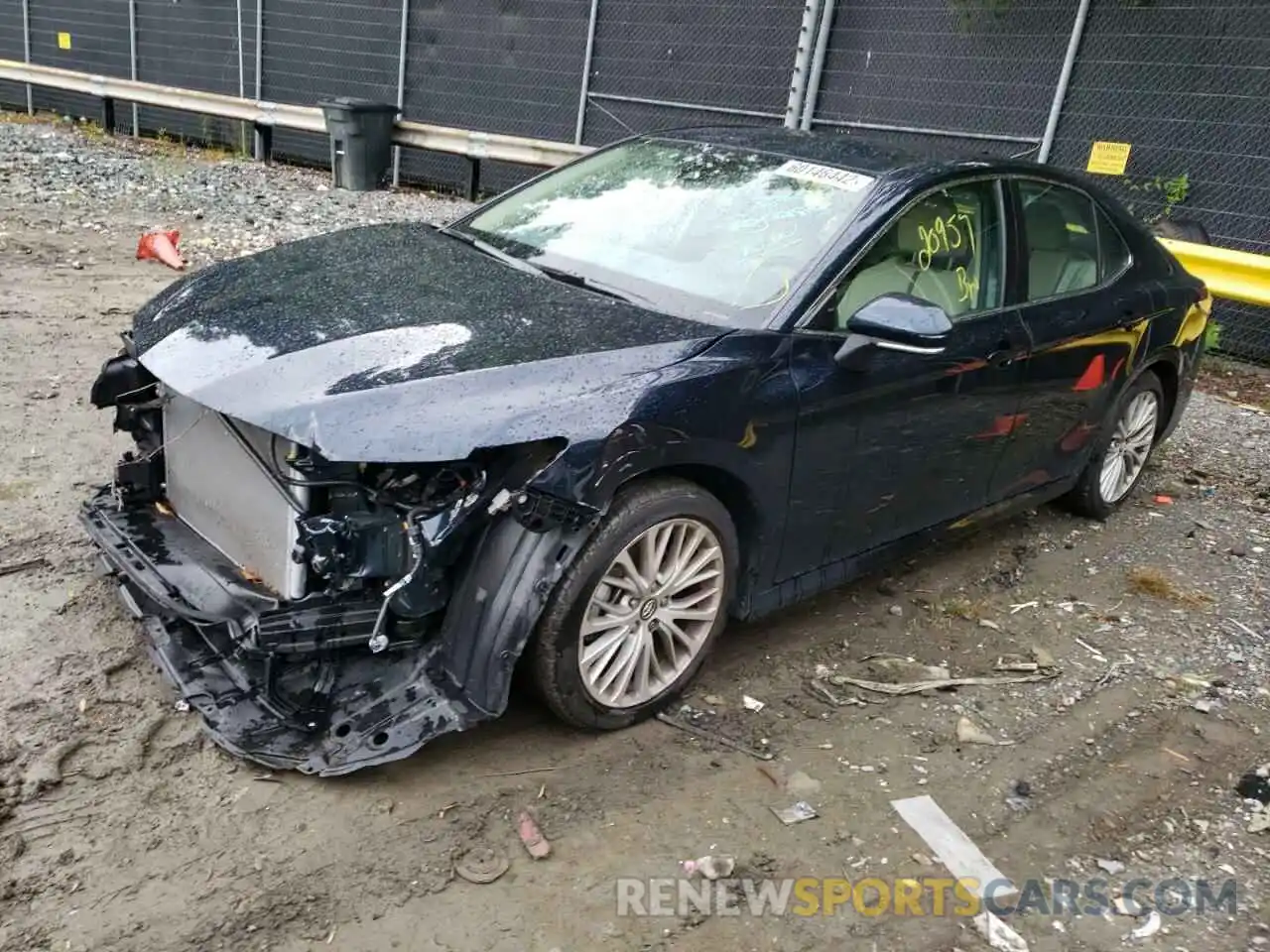 2 Photograph of a damaged car 4T1B11HK2KU264751 TOYOTA CAMRY 2019