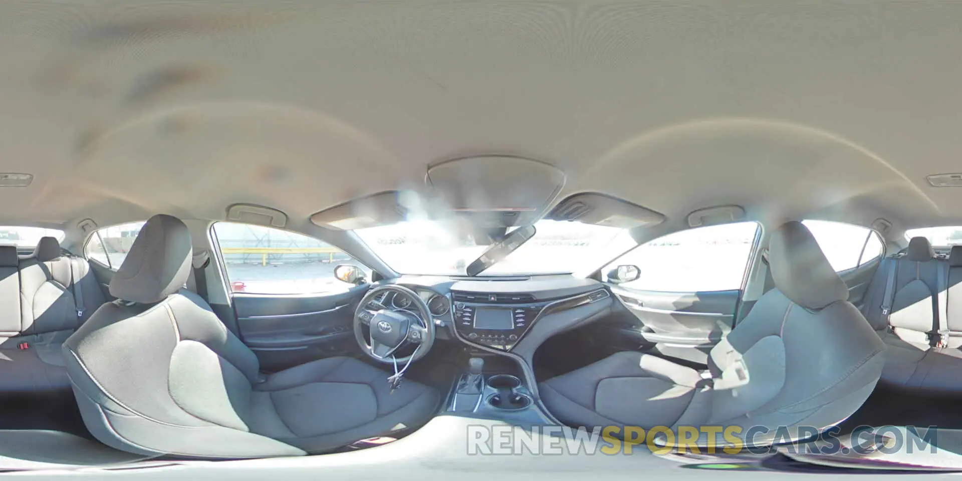 14 Photograph of a damaged car 4T1B11HK2KU266953 TOYOTA CAMRY 2019