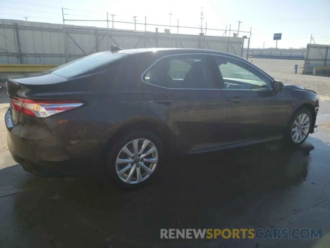 3 Photograph of a damaged car 4T1B11HK2KU266953 TOYOTA CAMRY 2019