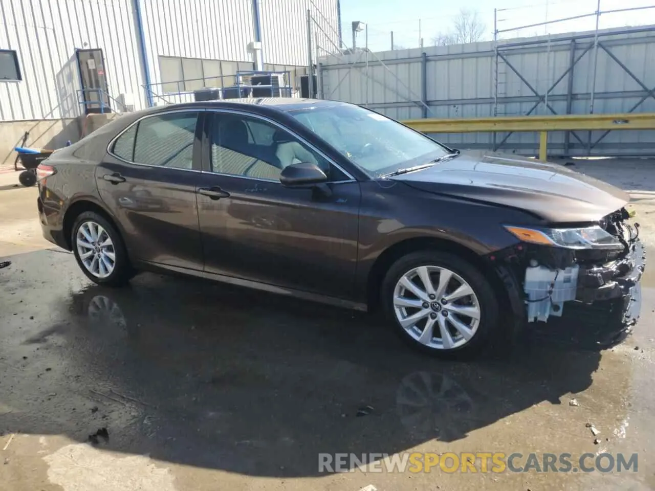 4 Photograph of a damaged car 4T1B11HK2KU266953 TOYOTA CAMRY 2019