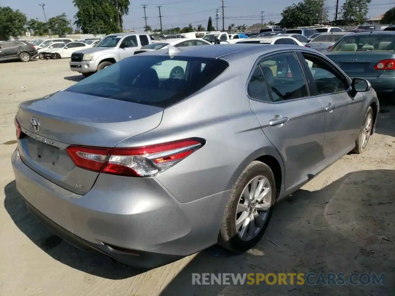 4 Photograph of a damaged car 4T1B11HK2KU269075 TOYOTA CAMRY 2019