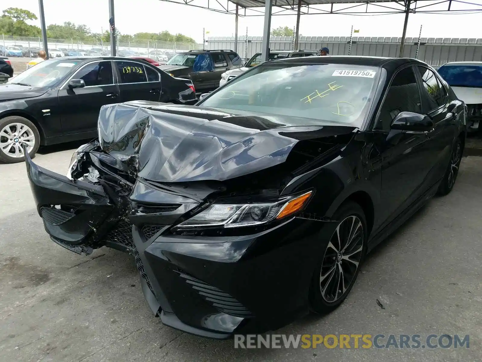 2 Photograph of a damaged car 4T1B11HK2KU280254 TOYOTA CAMRY 2019