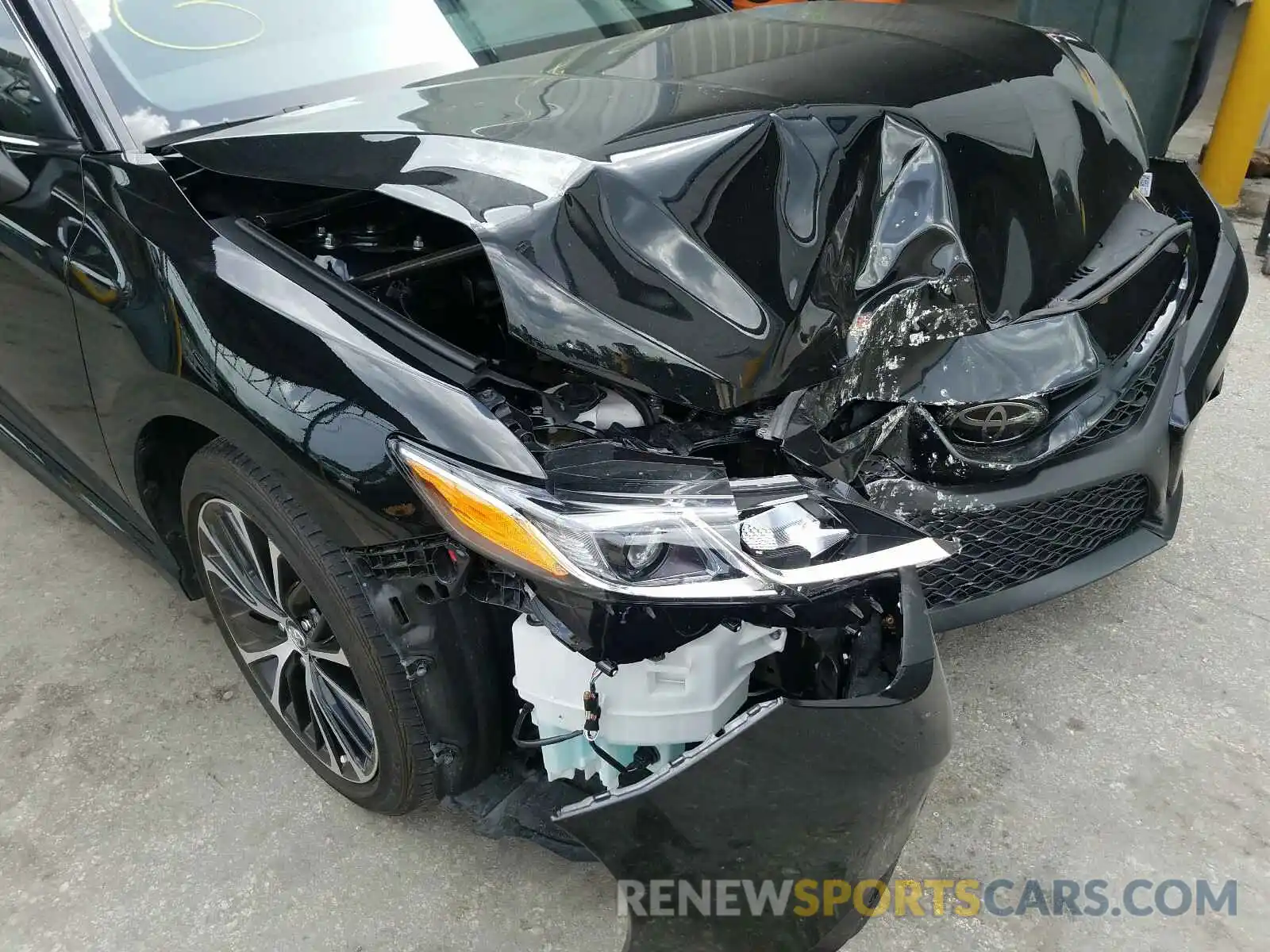 9 Photograph of a damaged car 4T1B11HK2KU280254 TOYOTA CAMRY 2019