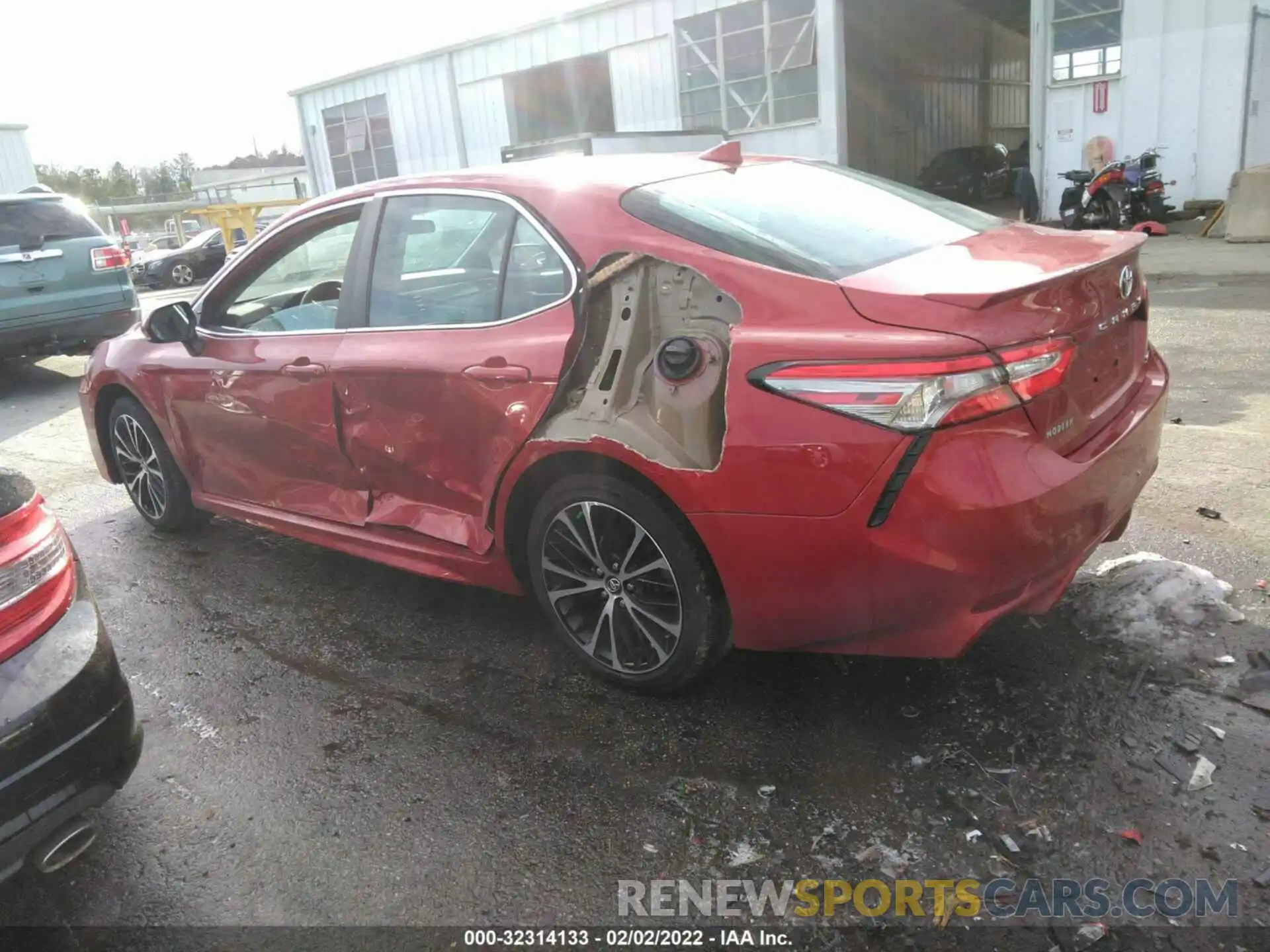 3 Photograph of a damaged car 4T1B11HK2KU280562 TOYOTA CAMRY 2019