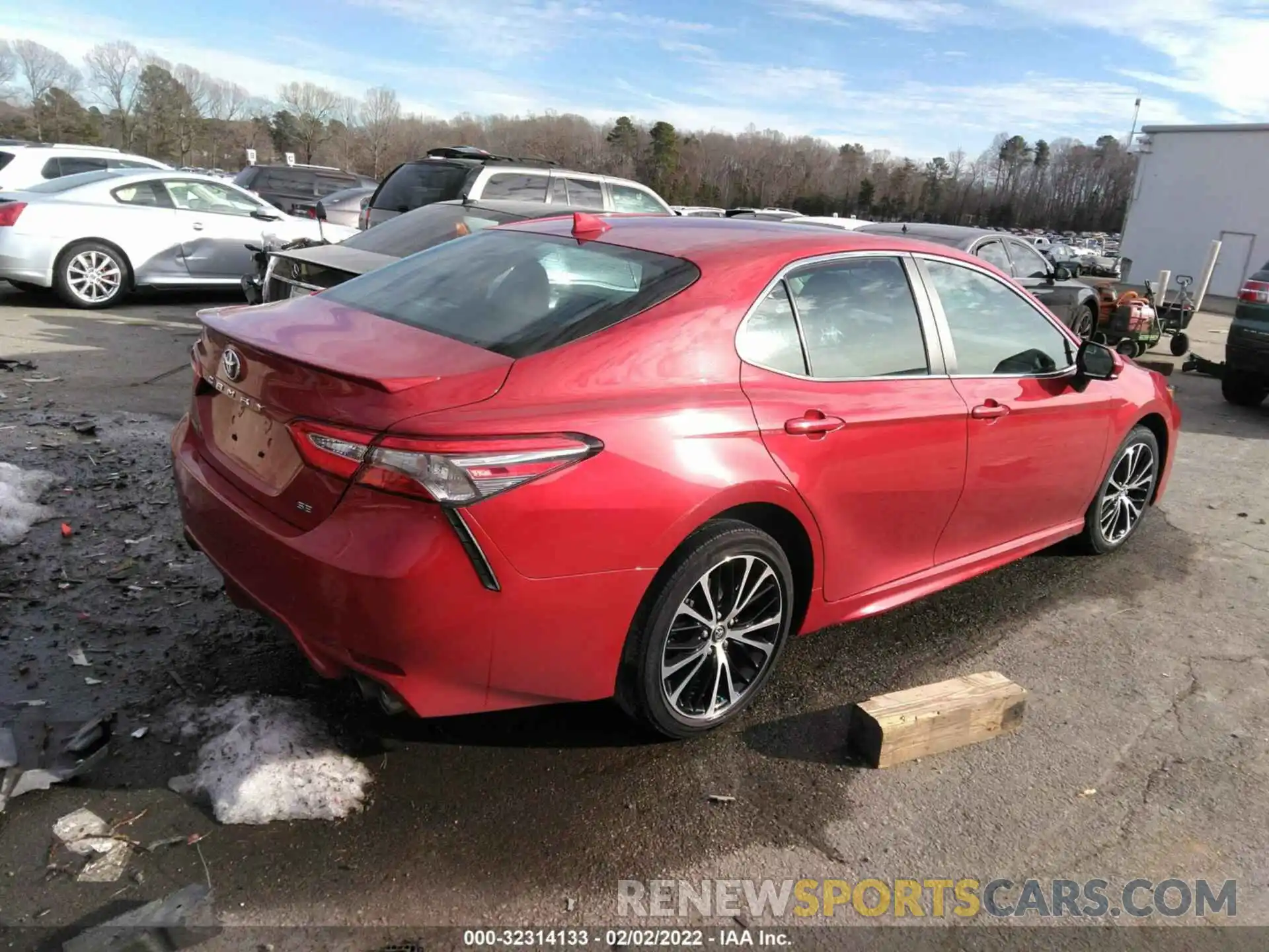 4 Photograph of a damaged car 4T1B11HK2KU280562 TOYOTA CAMRY 2019