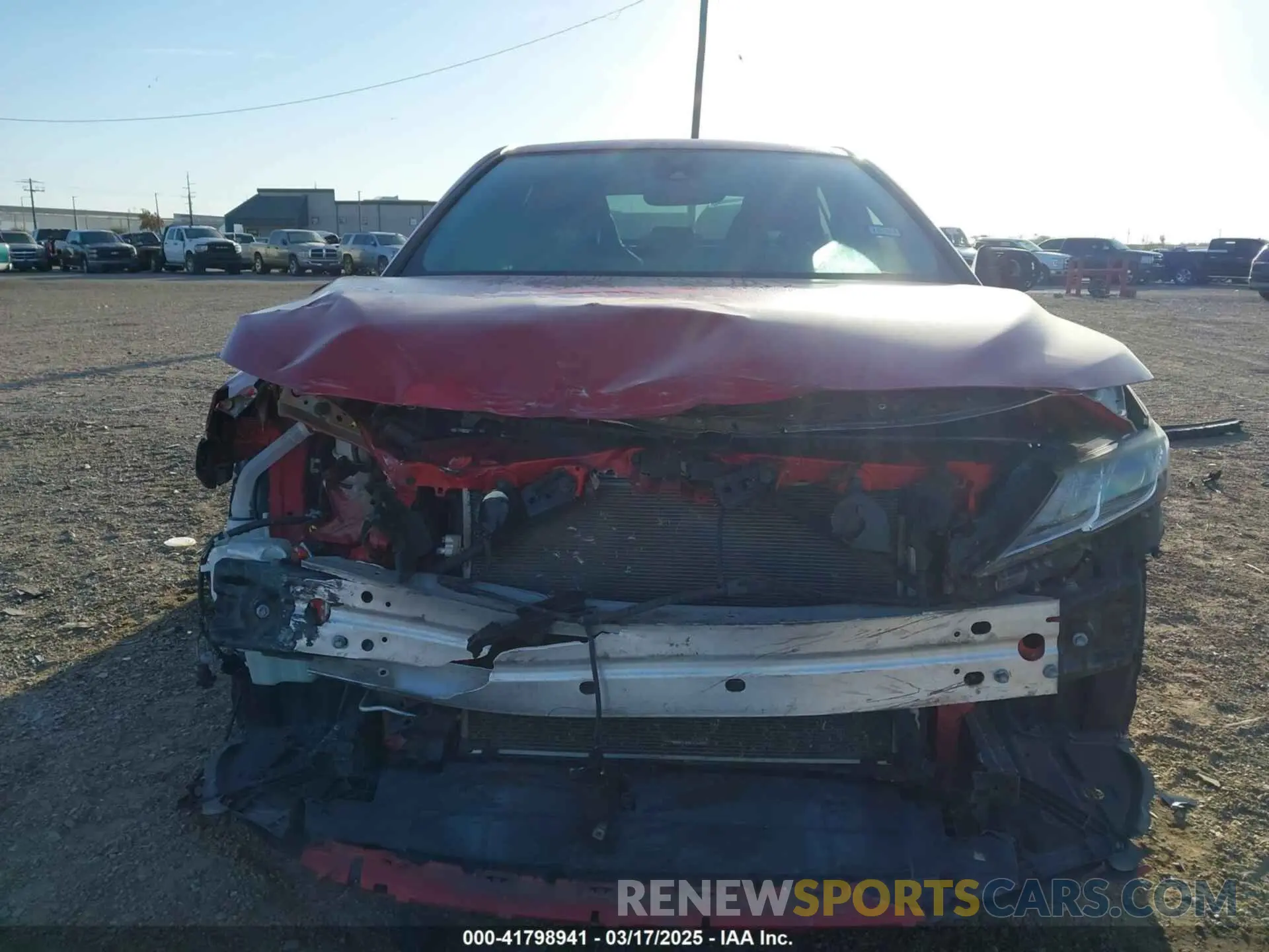 13 Photograph of a damaged car 4T1B11HK2KU281100 TOYOTA CAMRY 2019
