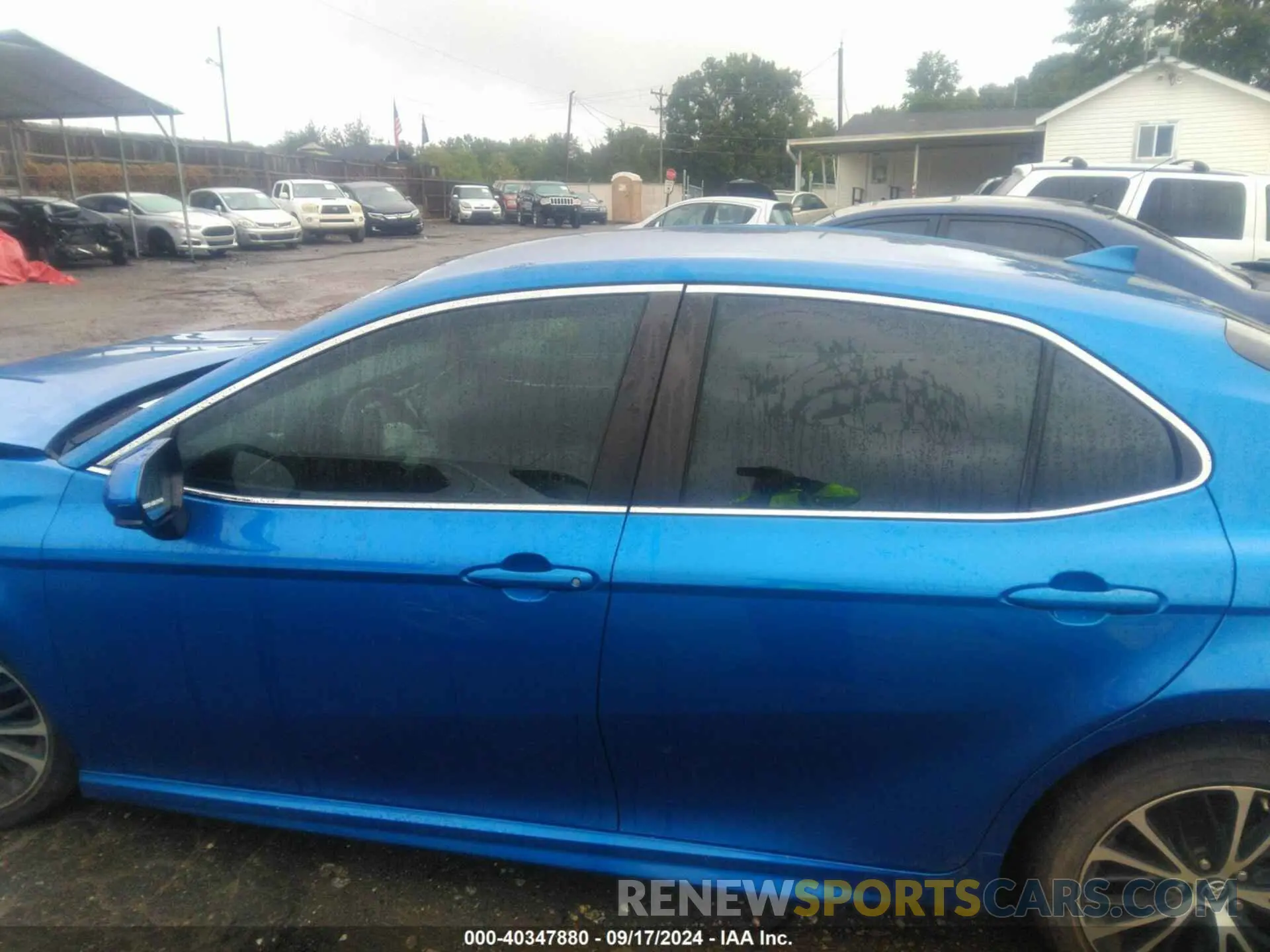 14 Photograph of a damaged car 4T1B11HK2KU283574 TOYOTA CAMRY 2019