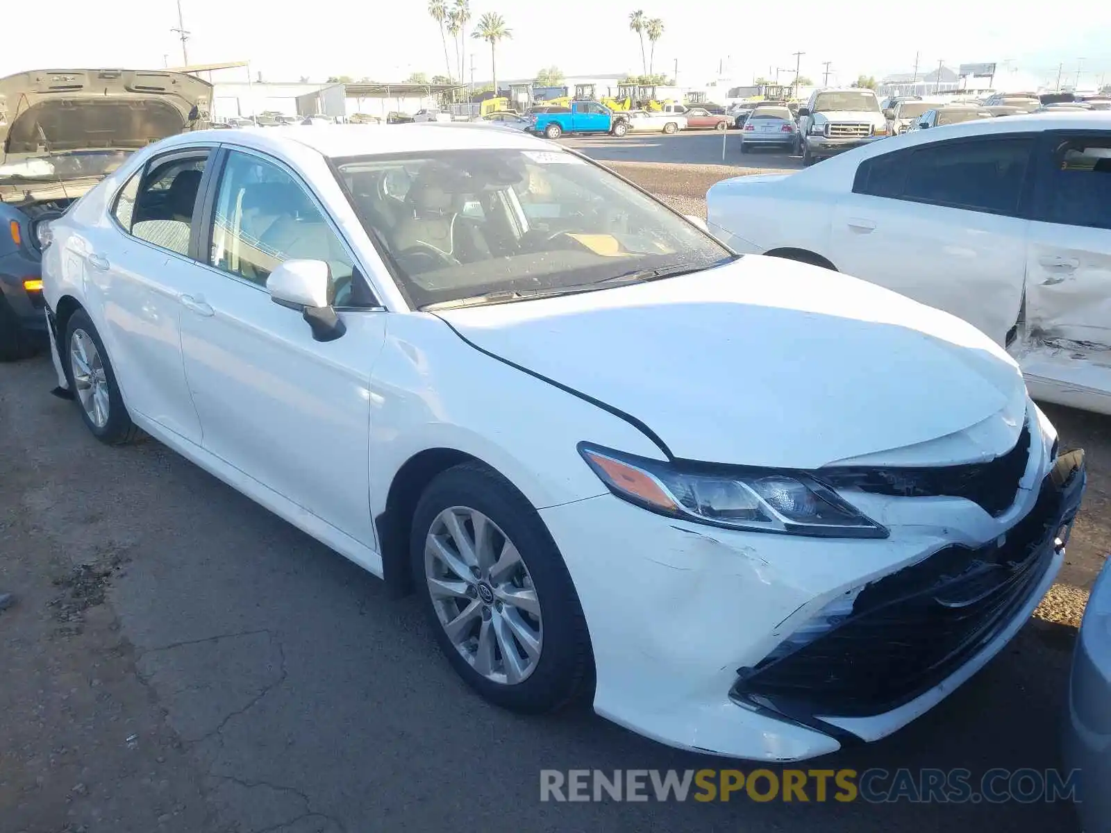 1 Photograph of a damaged car 4T1B11HK2KU286586 TOYOTA CAMRY 2019