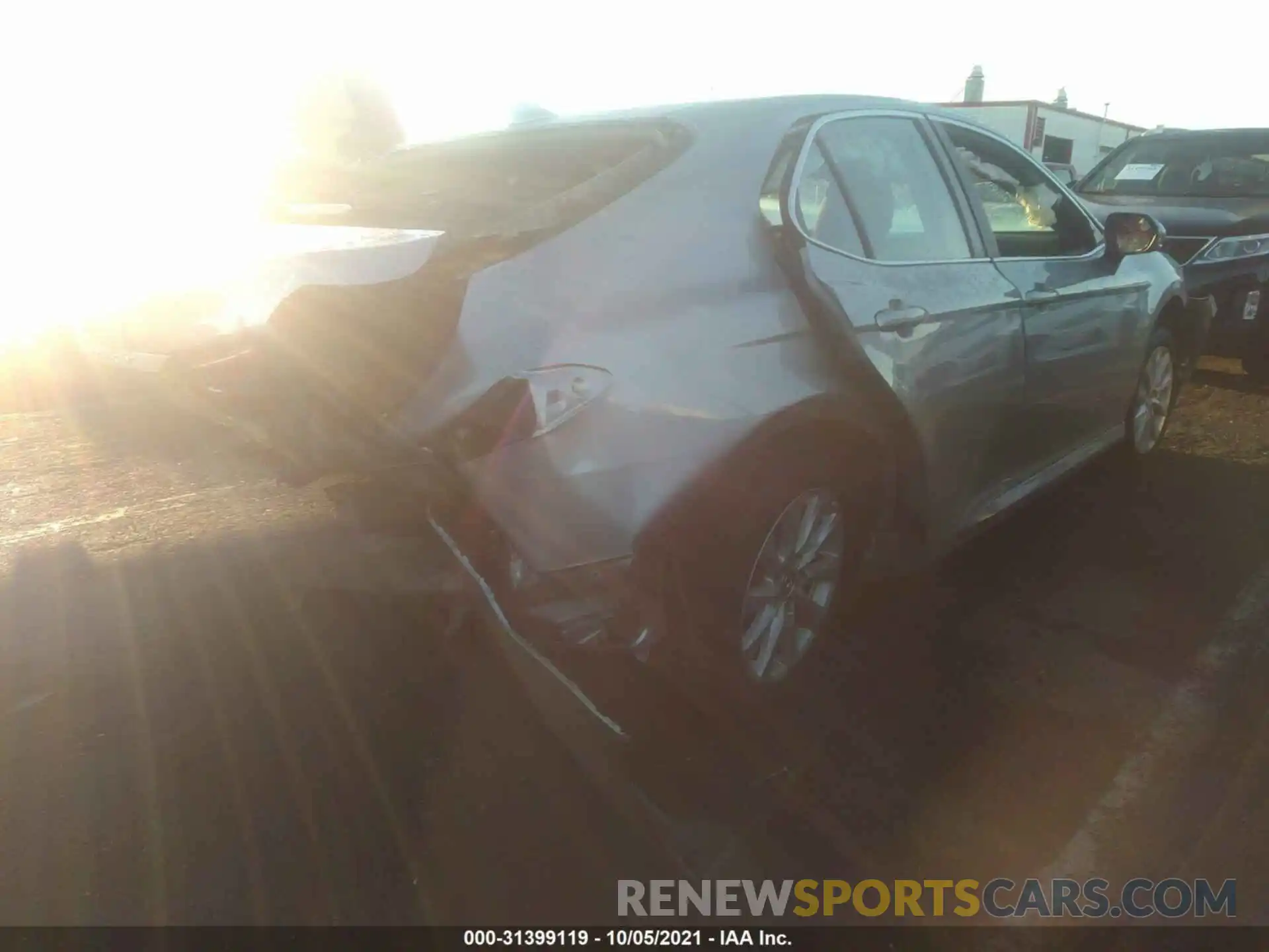 4 Photograph of a damaged car 4T1B11HK2KU288113 TOYOTA CAMRY 2019