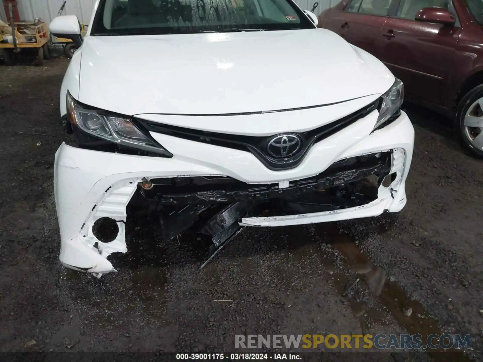 6 Photograph of a damaged car 4T1B11HK2KU288242 TOYOTA CAMRY 2019