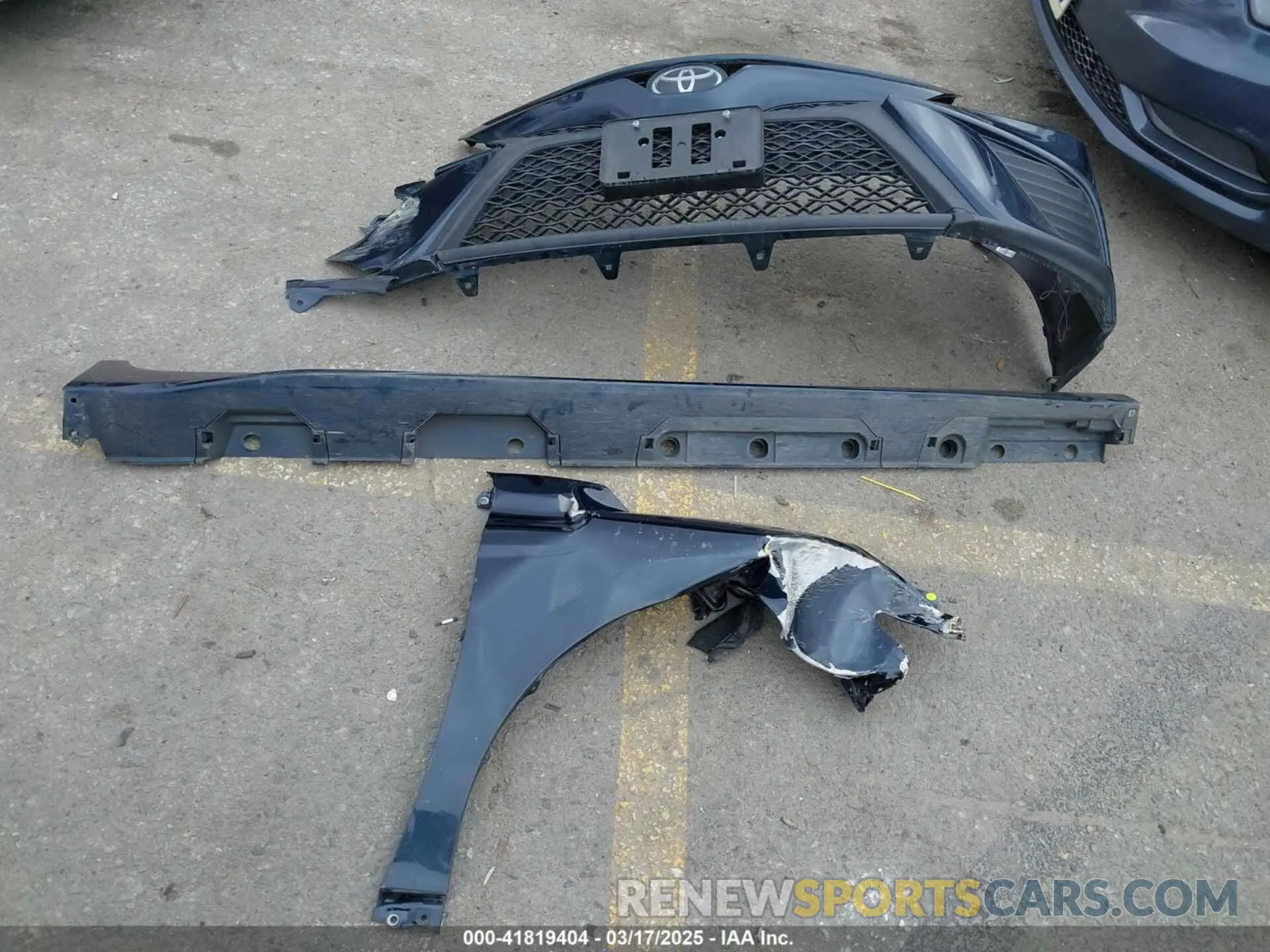 12 Photograph of a damaged car 4T1B11HK2KU288984 TOYOTA CAMRY 2019
