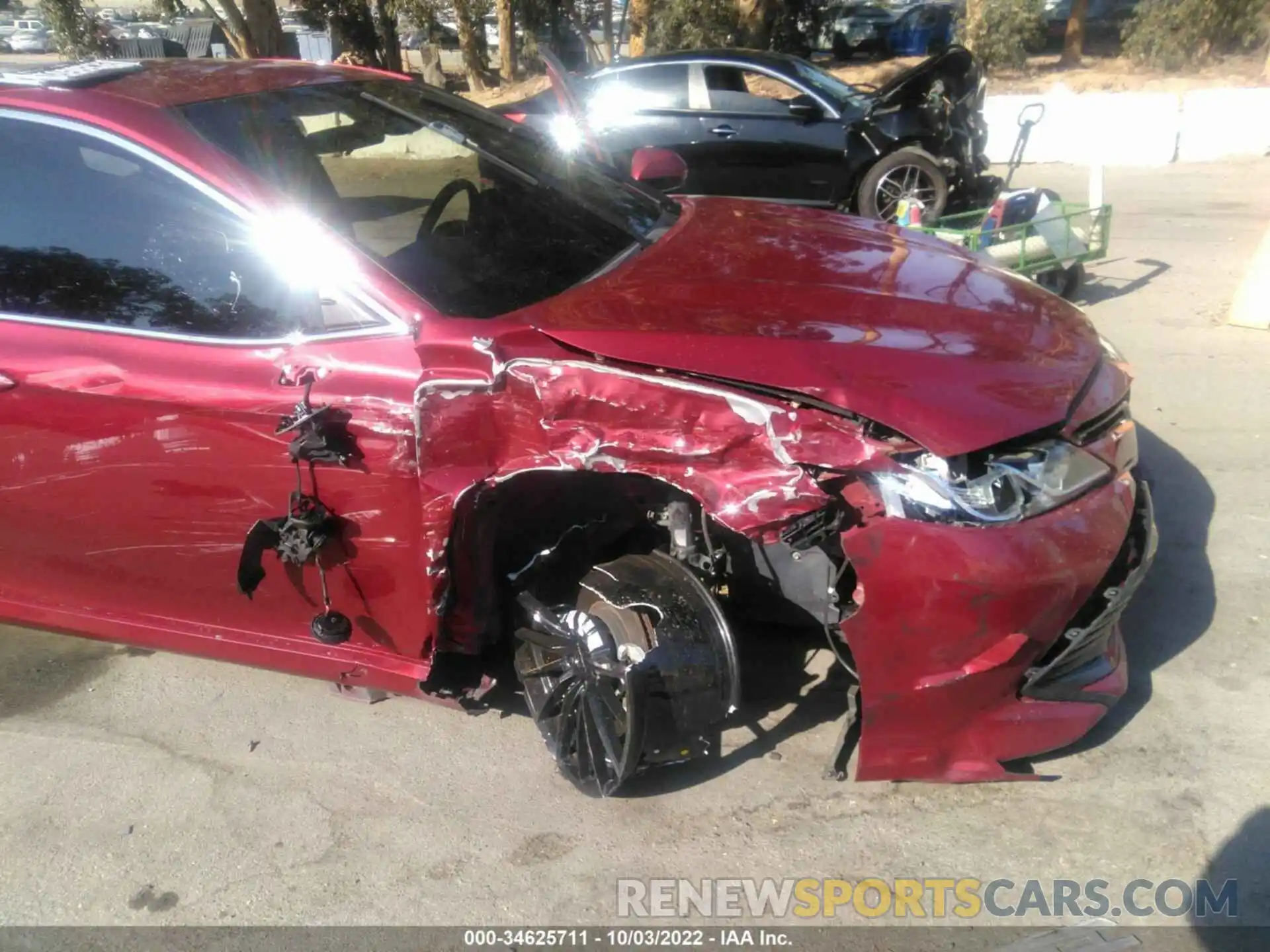 6 Photograph of a damaged car 4T1B11HK2KU290976 TOYOTA CAMRY 2019