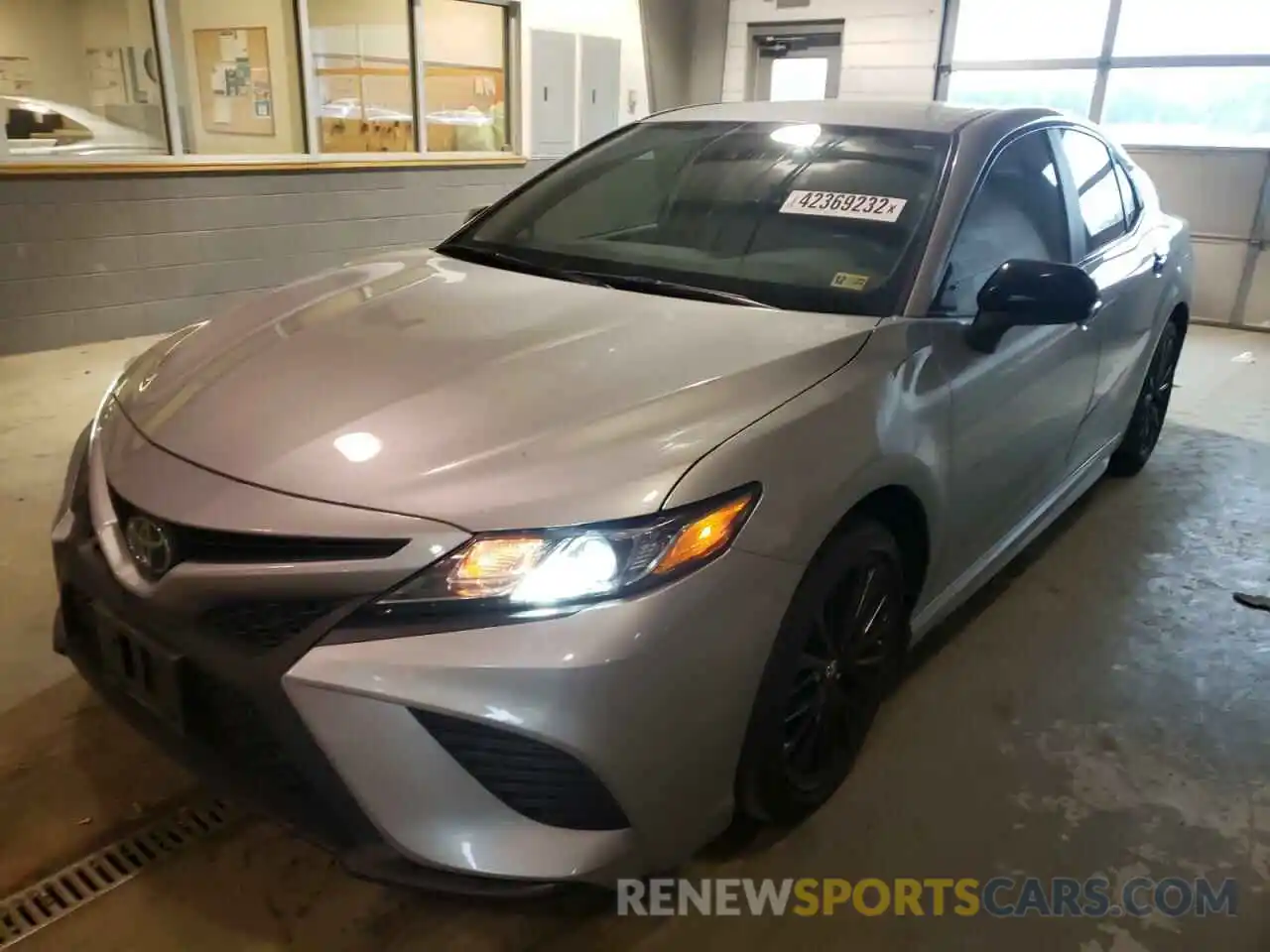 2 Photograph of a damaged car 4T1B11HK2KU292002 TOYOTA CAMRY 2019