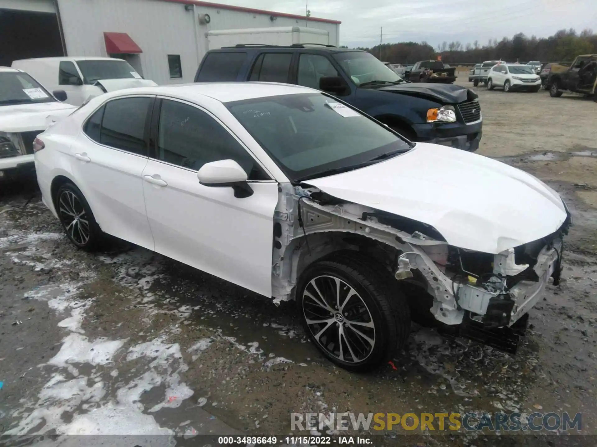 1 Photograph of a damaged car 4T1B11HK2KU292842 TOYOTA CAMRY 2019