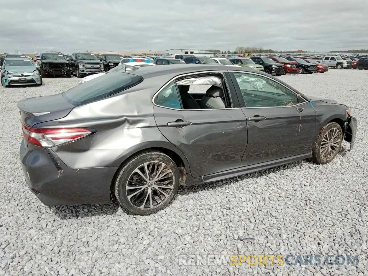 3 Photograph of a damaged car 4T1B11HK2KU299032 TOYOTA CAMRY 2019