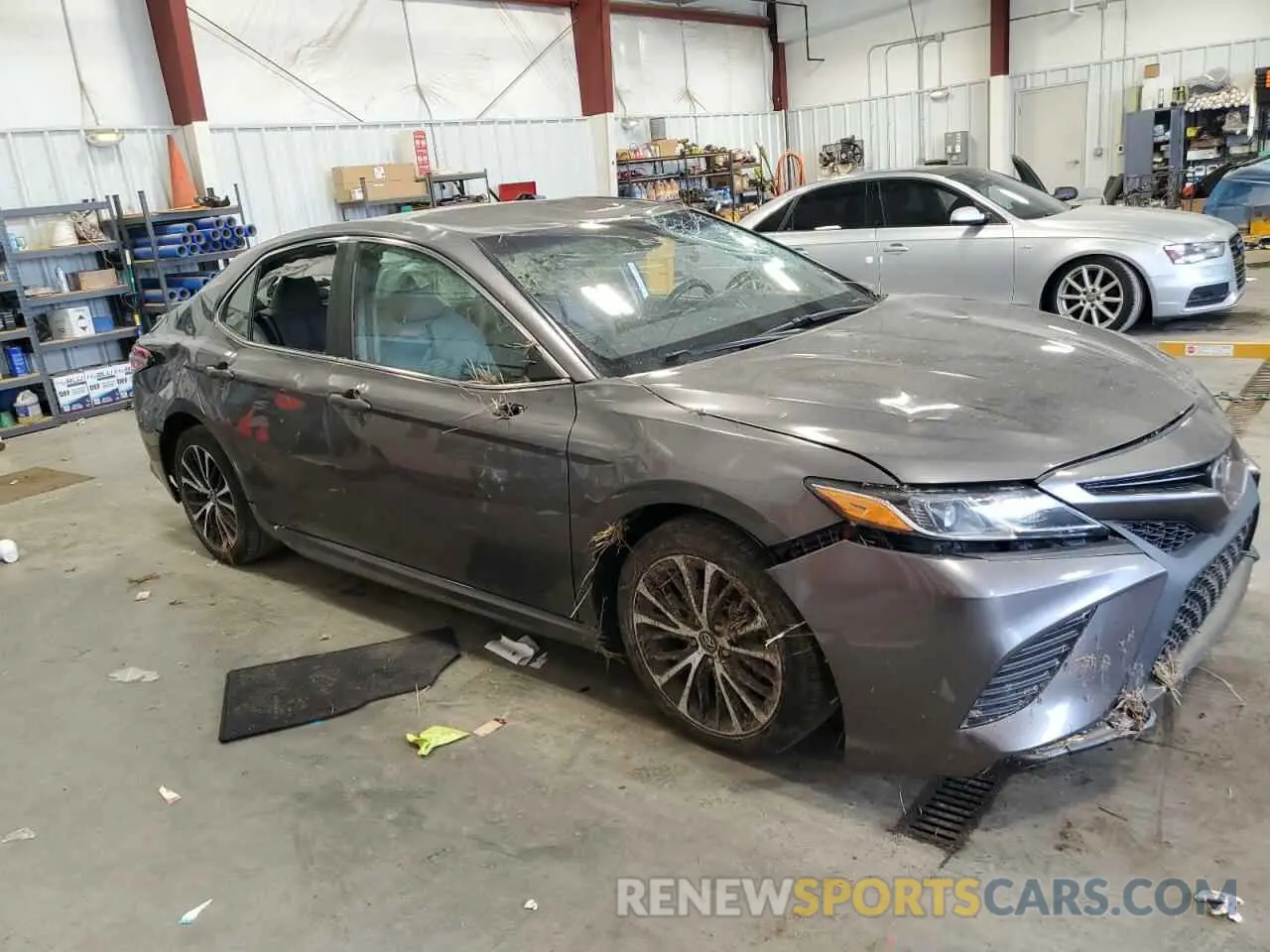 4 Photograph of a damaged car 4T1B11HK2KU299032 TOYOTA CAMRY 2019