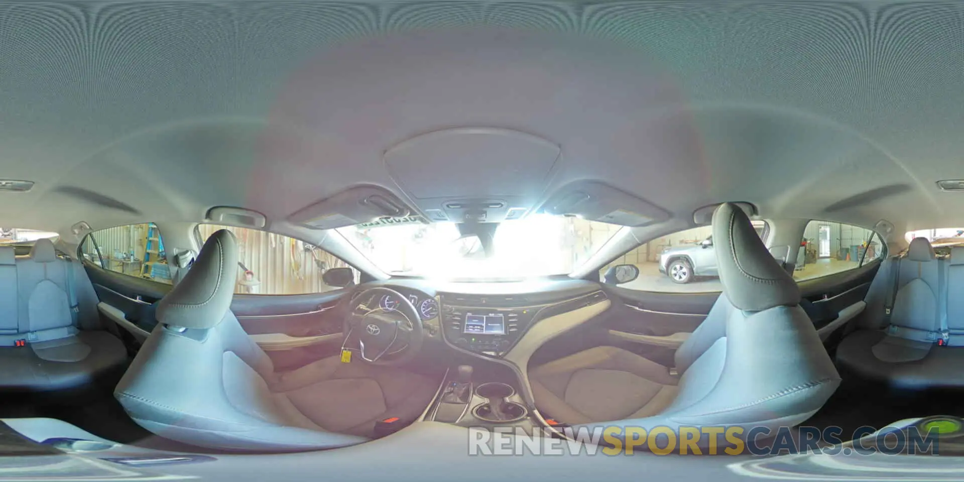 12 Photograph of a damaged car 4T1B11HK2KU679598 TOYOTA CAMRY 2019
