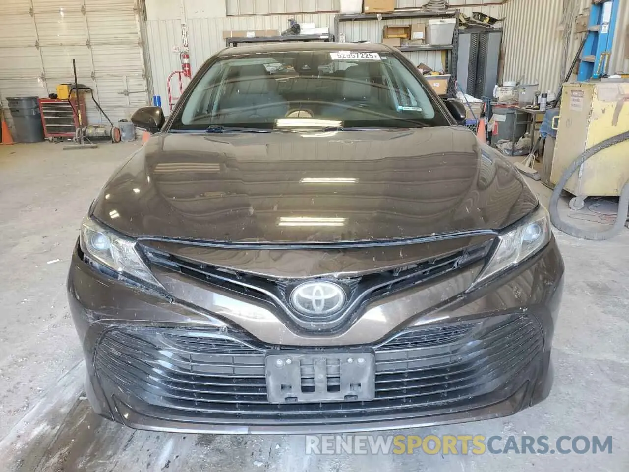 5 Photograph of a damaged car 4T1B11HK2KU679598 TOYOTA CAMRY 2019