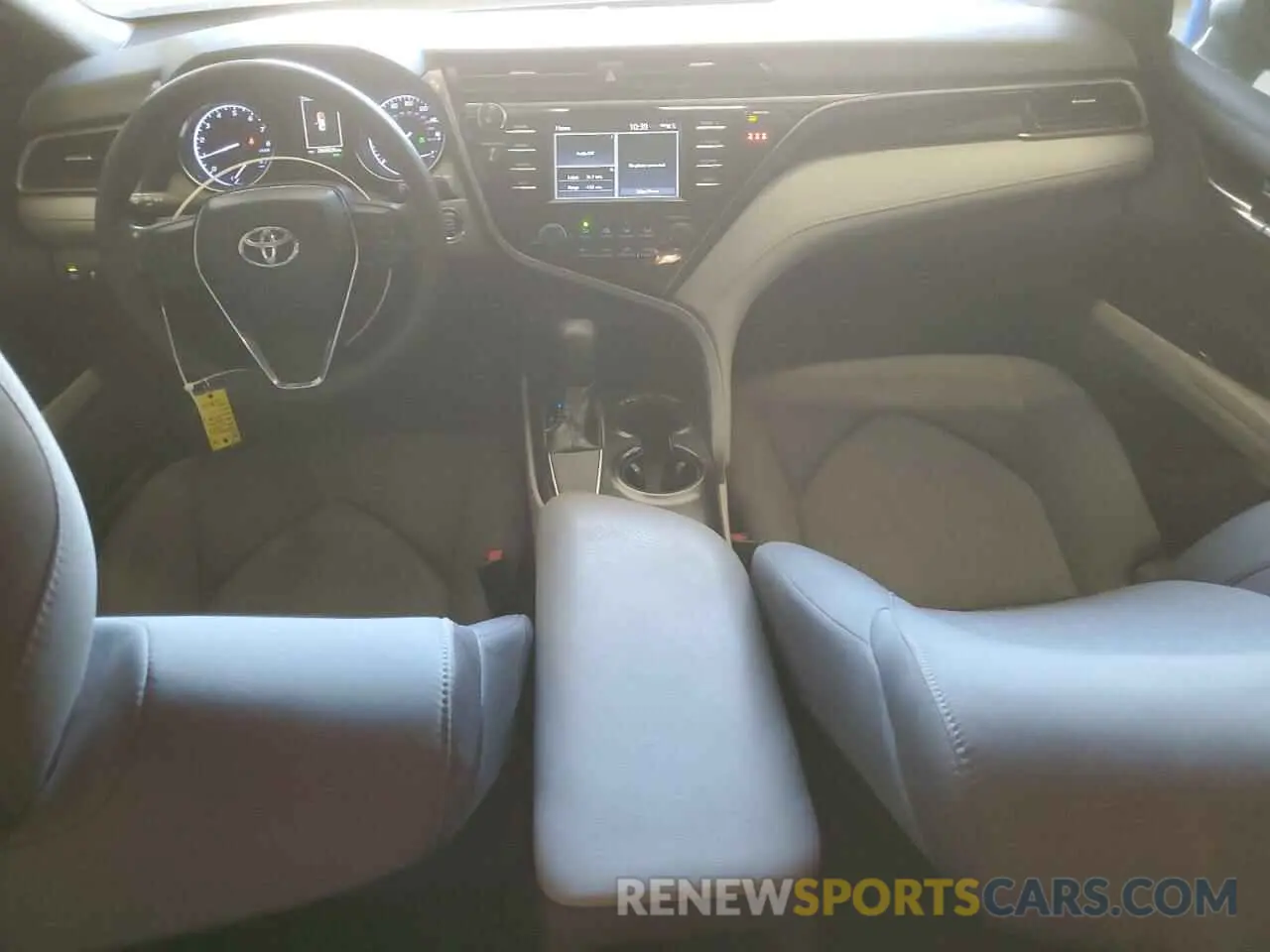 8 Photograph of a damaged car 4T1B11HK2KU679598 TOYOTA CAMRY 2019