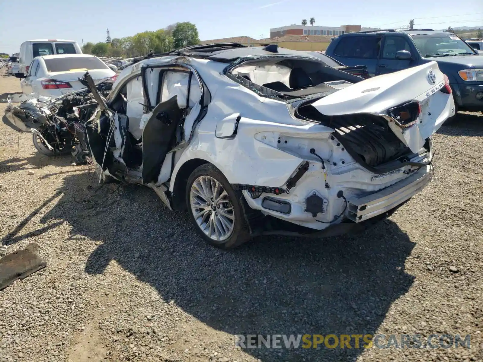 3 Photograph of a damaged car 4T1B11HK2KU679911 TOYOTA CAMRY 2019