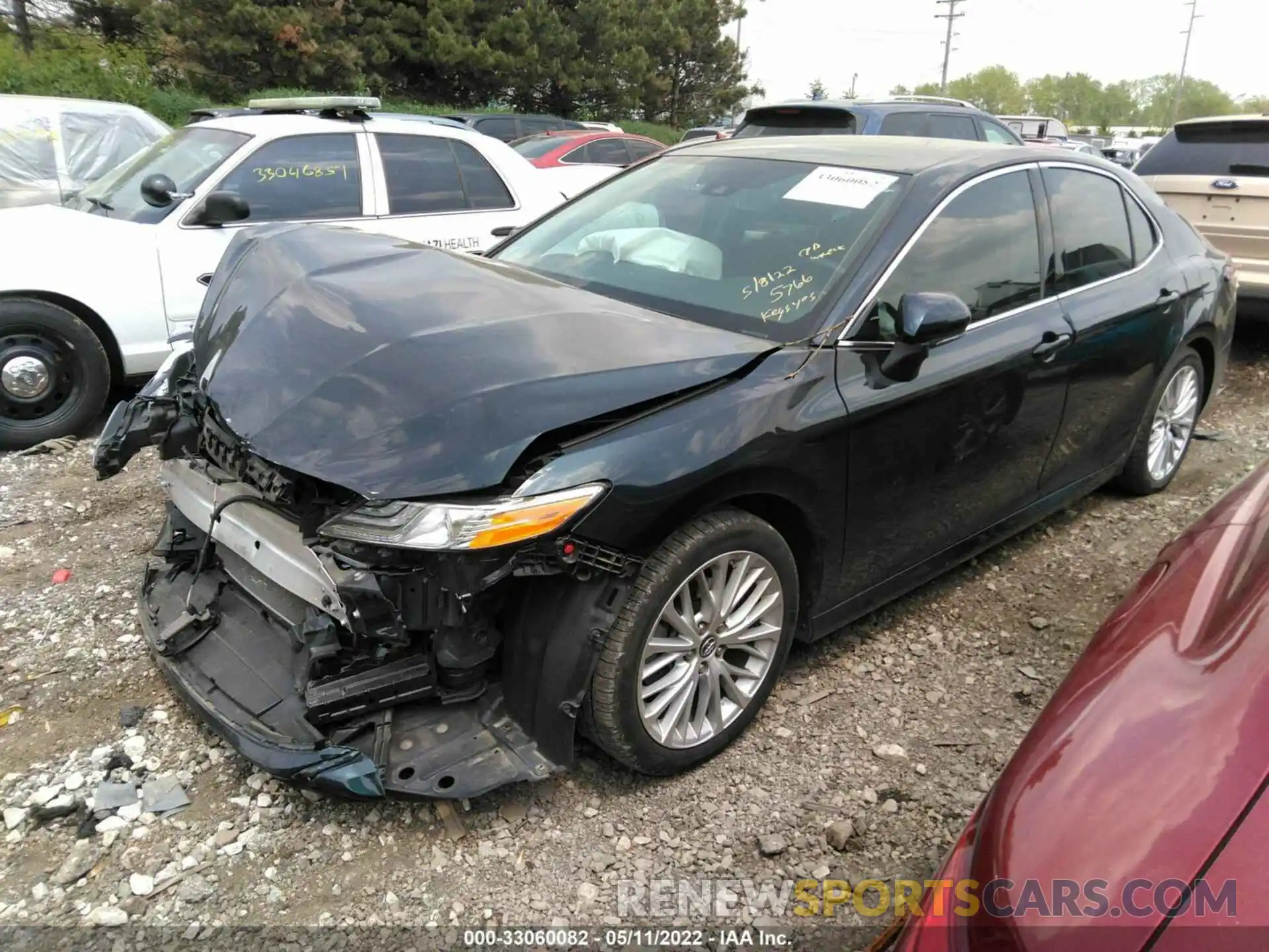 2 Photograph of a damaged car 4T1B11HK2KU686051 TOYOTA CAMRY 2019