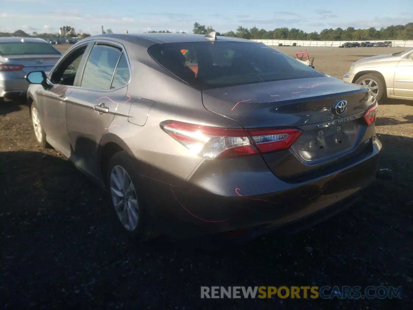 3 Photograph of a damaged car 4T1B11HK2KU686213 TOYOTA CAMRY 2019