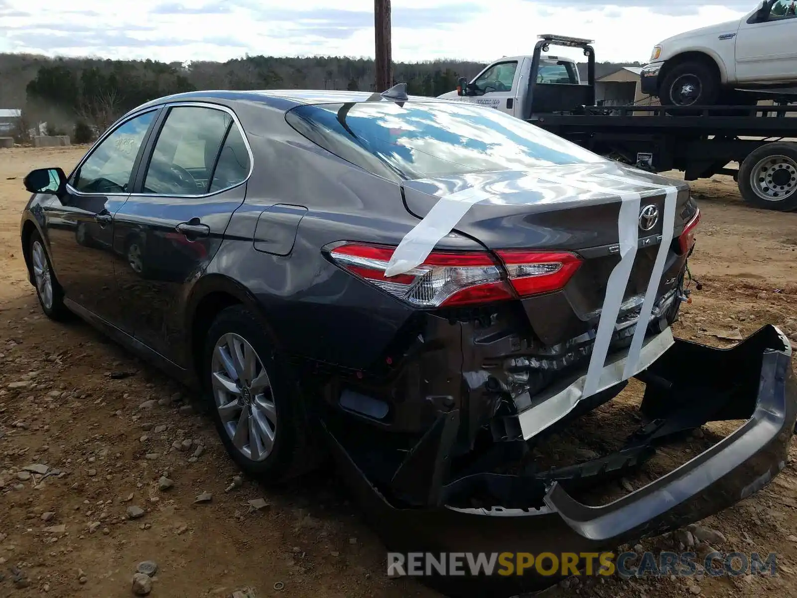 3 Photograph of a damaged car 4T1B11HK2KU689516 TOYOTA CAMRY 2019