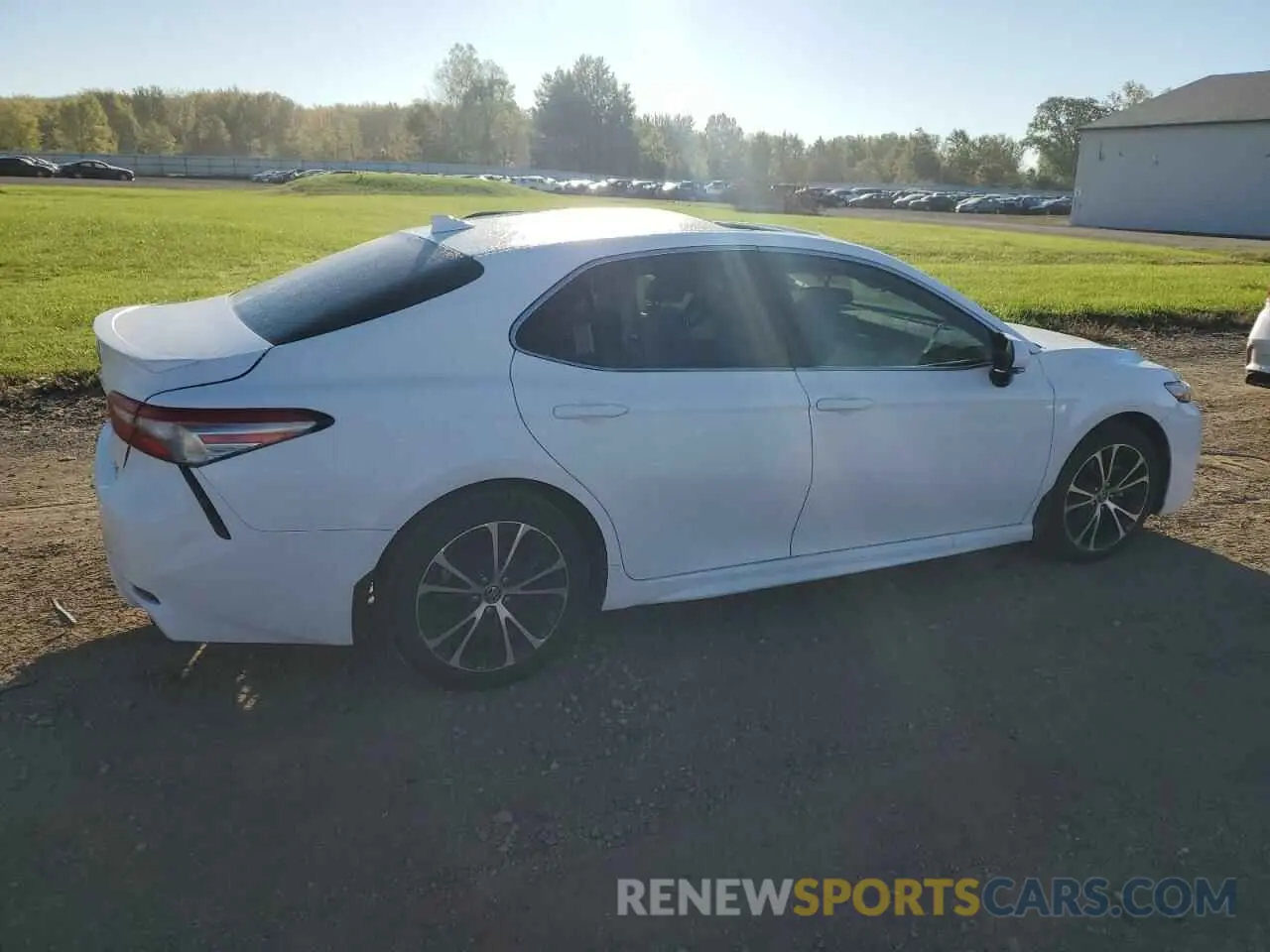 3 Photograph of a damaged car 4T1B11HK2KU692688 TOYOTA CAMRY 2019
