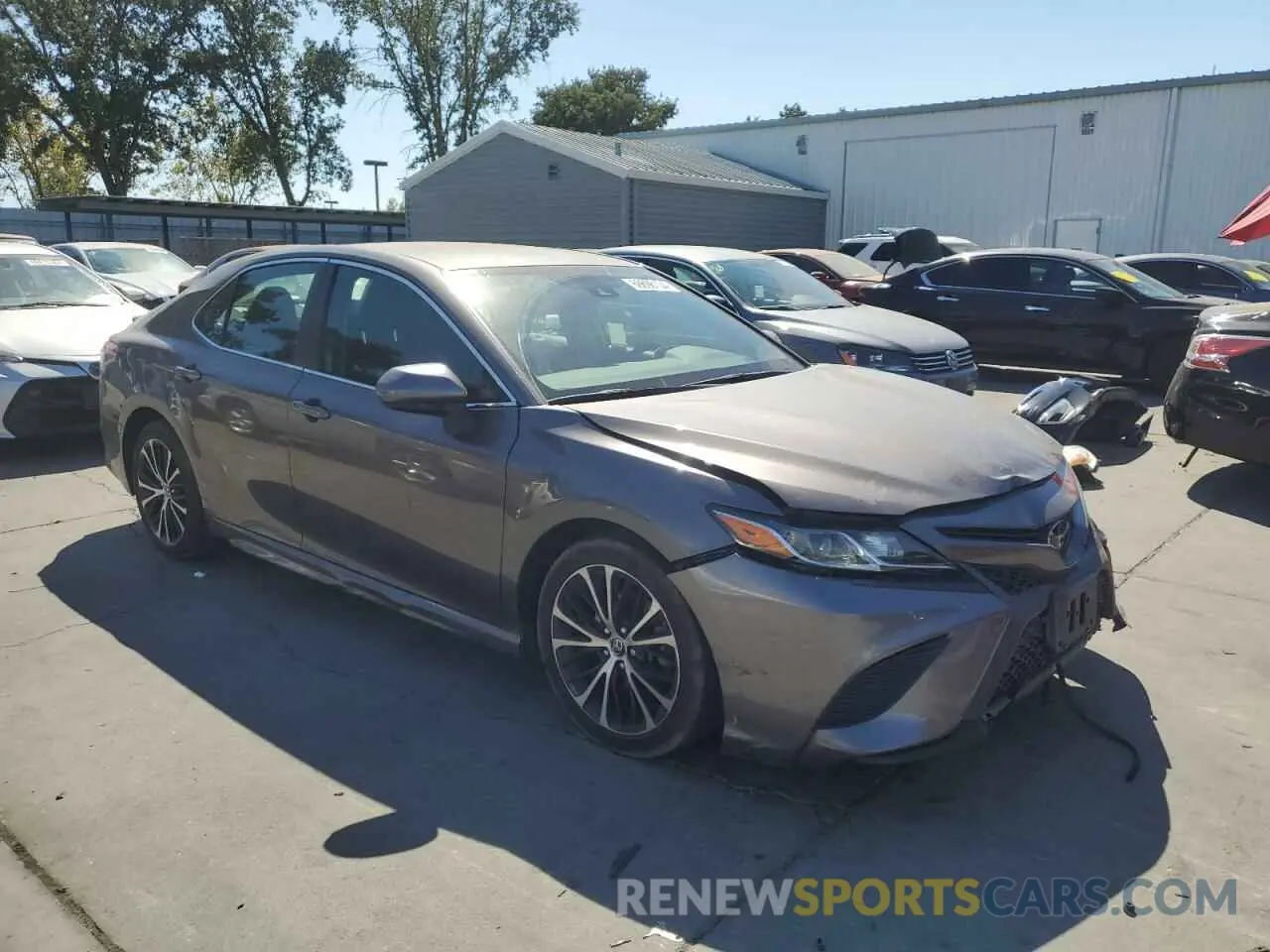 4 Photograph of a damaged car 4T1B11HK2KU693260 TOYOTA CAMRY 2019