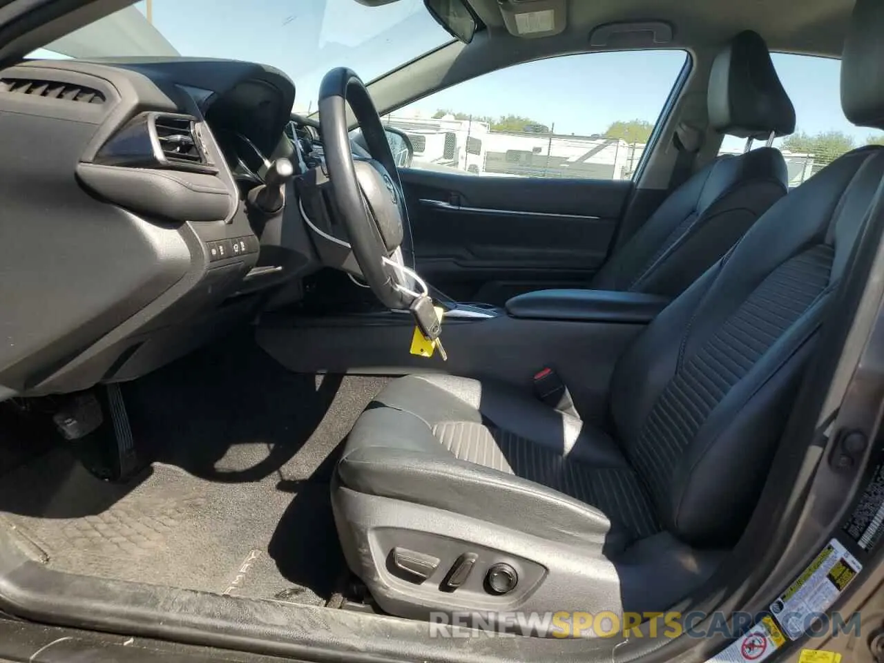 7 Photograph of a damaged car 4T1B11HK2KU693260 TOYOTA CAMRY 2019