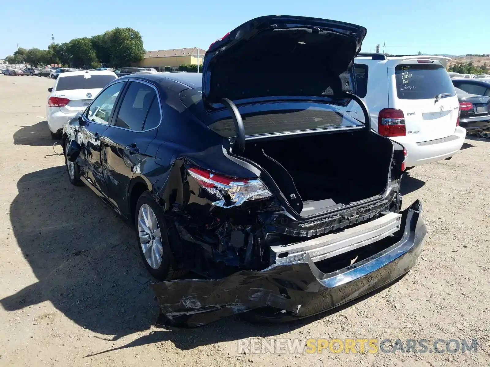 3 Photograph of a damaged car 4T1B11HK2KU697485 TOYOTA CAMRY 2019