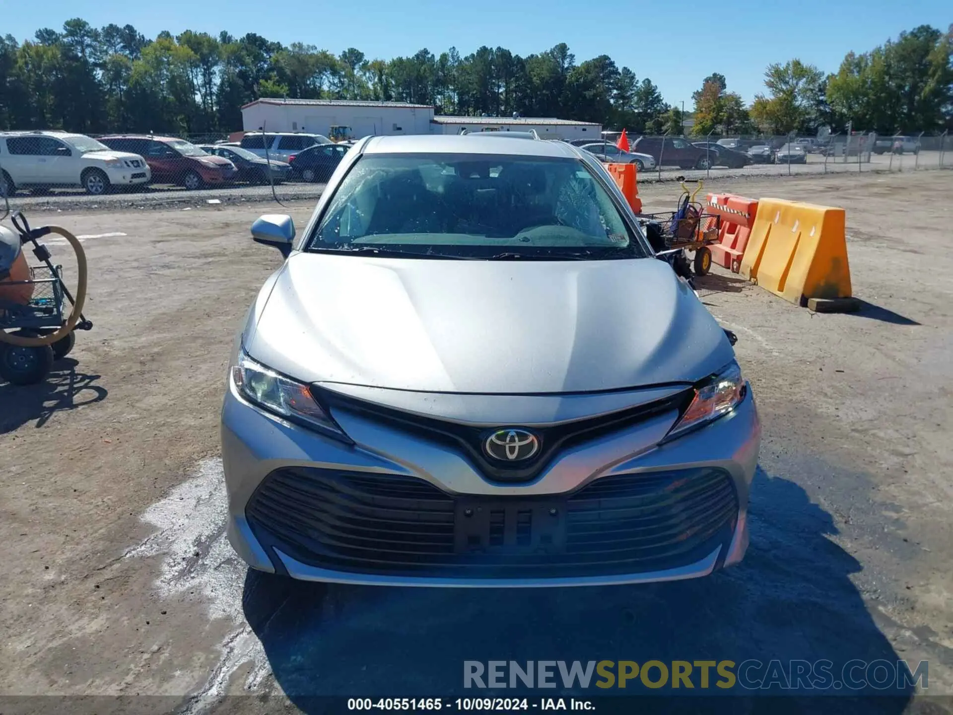 12 Photograph of a damaged car 4T1B11HK2KU698104 TOYOTA CAMRY 2019
