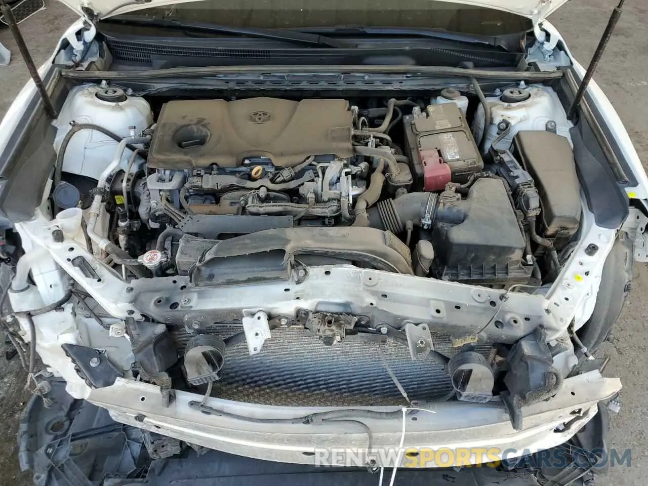 11 Photograph of a damaged car 4T1B11HK2KU700482 TOYOTA CAMRY 2019